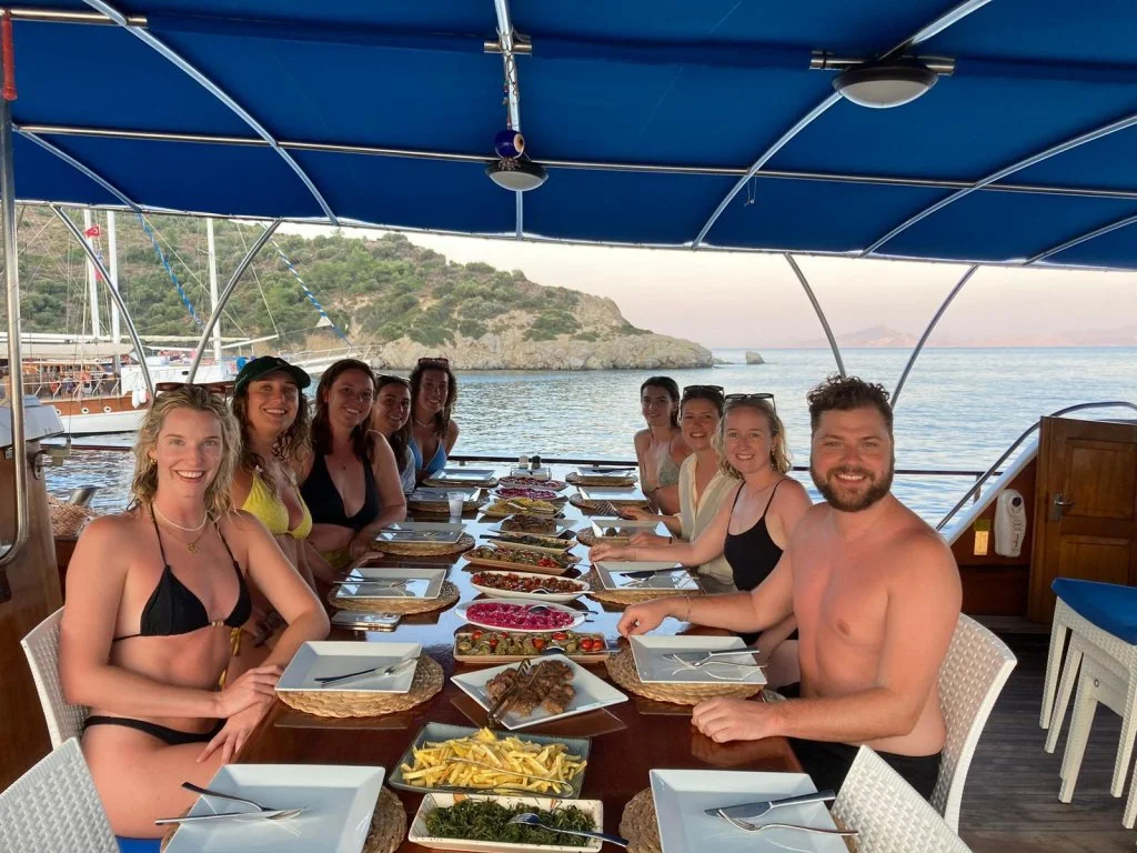 費特希耶奧林波斯派對之旅