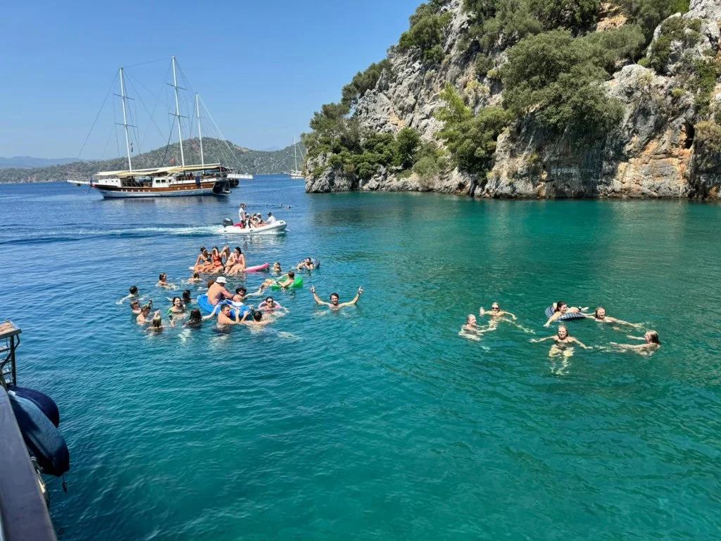 費特希耶奧林波斯派對之旅