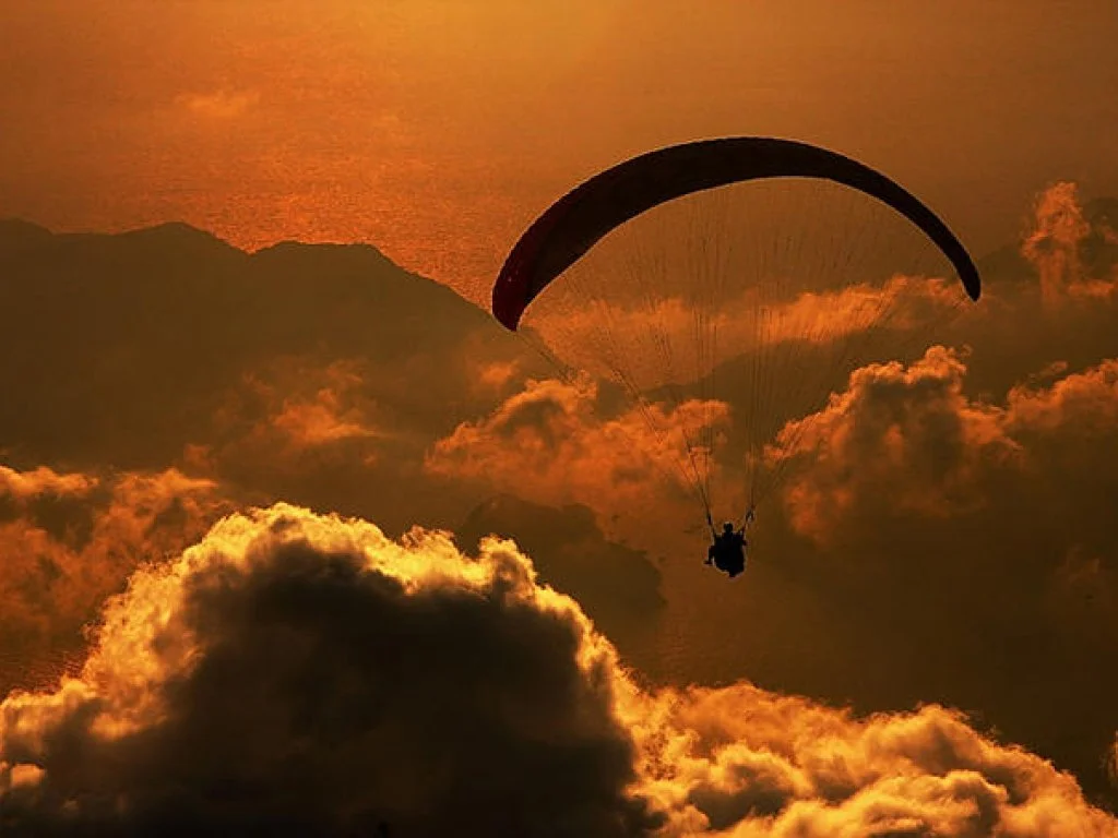 Paragliding