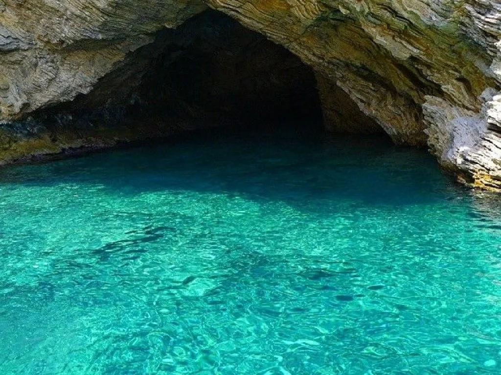 厄吕代尼兹游船之旅