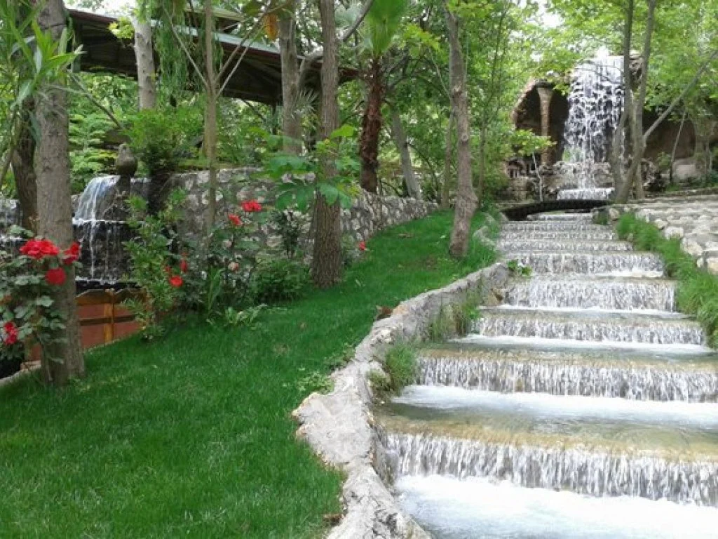 萨克利肯特、Tlos、雅卡公园