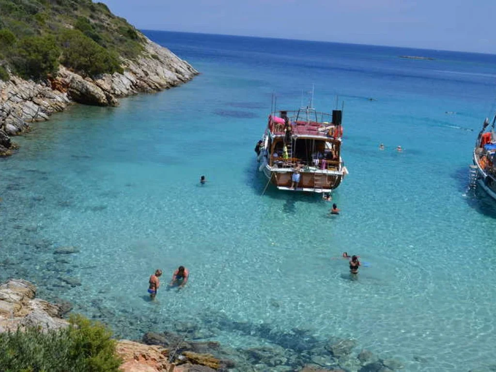 12 Islands Boat Trip