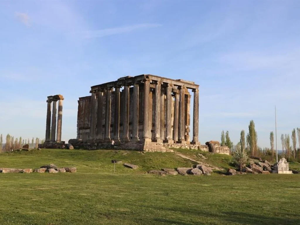 Éphèse et les serpents