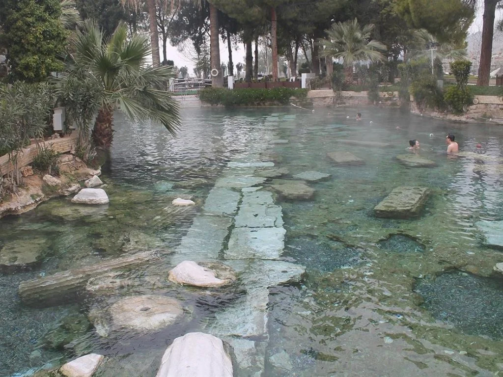 Éphèse et les serpents