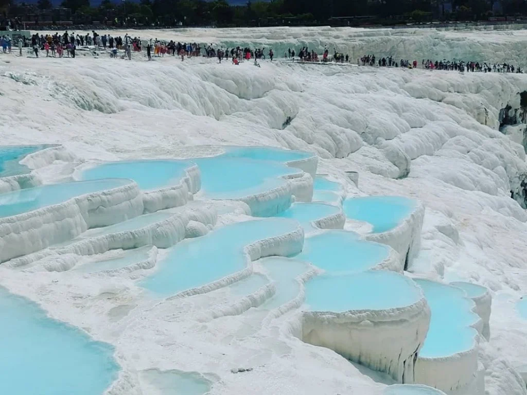 Éphèse et les serpents