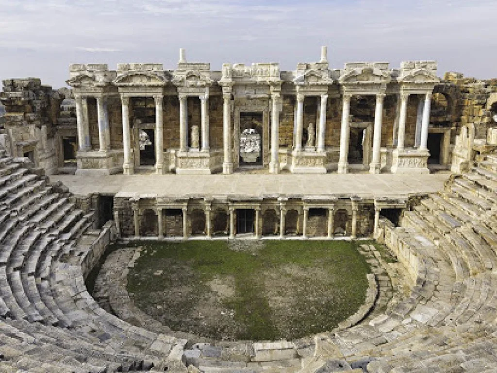 Éphèse et les serpents