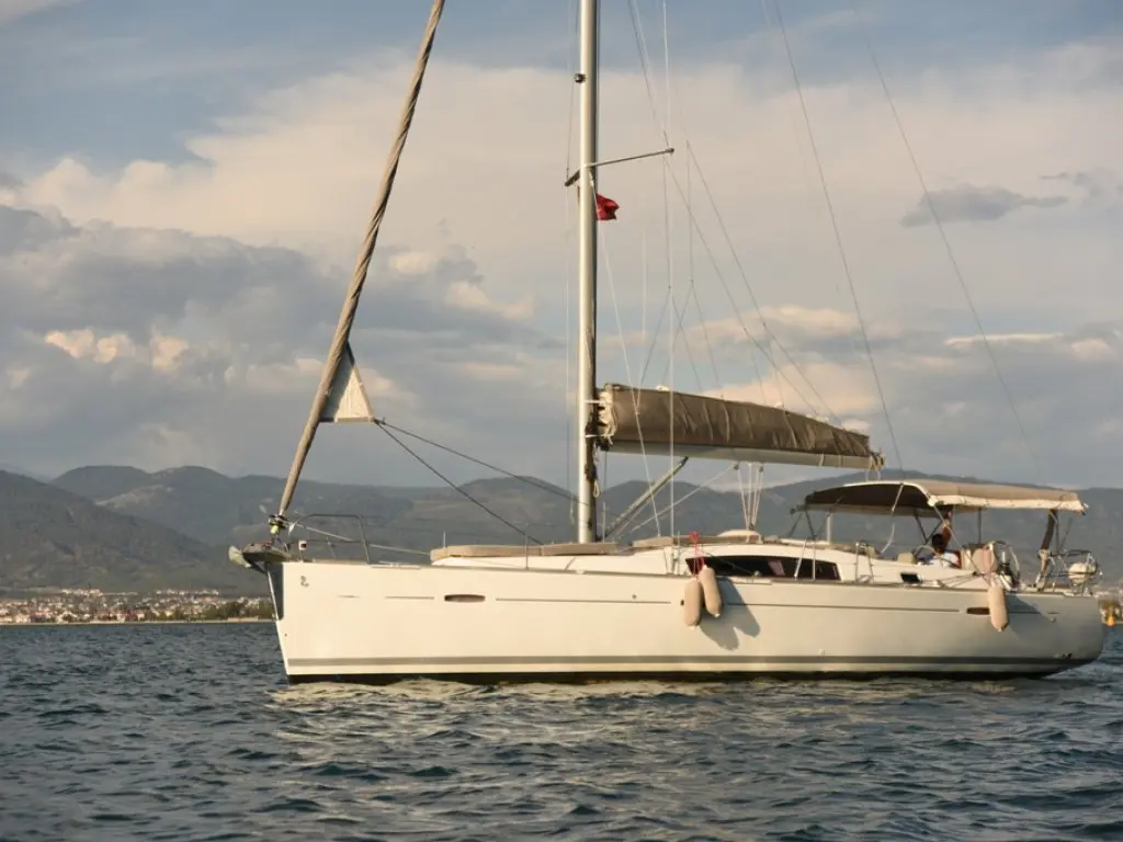 Beneteau 43