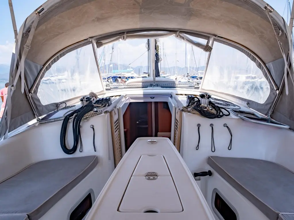 Beneteau 43