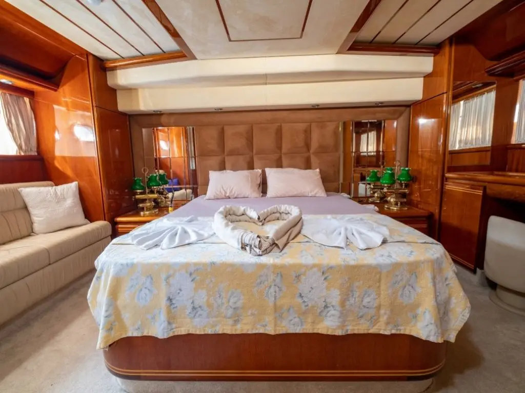 Mio Amore Ferretti 80