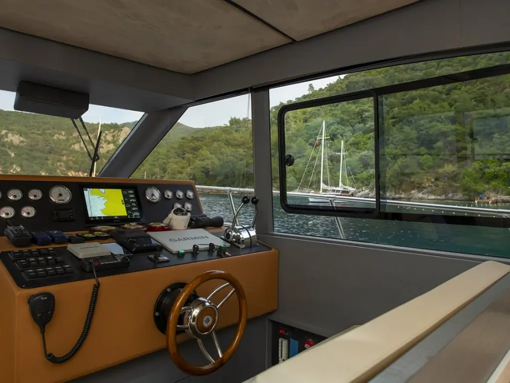 Golden Blue Motoryacht