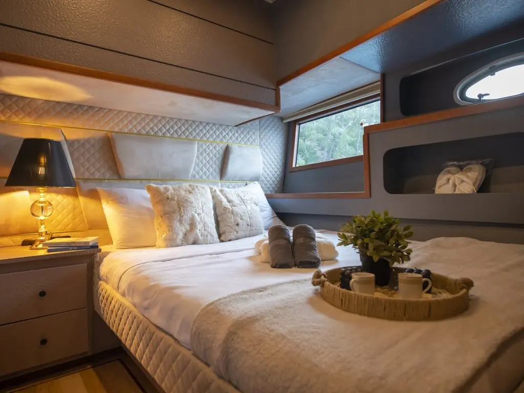 Golden Blue Motoryacht