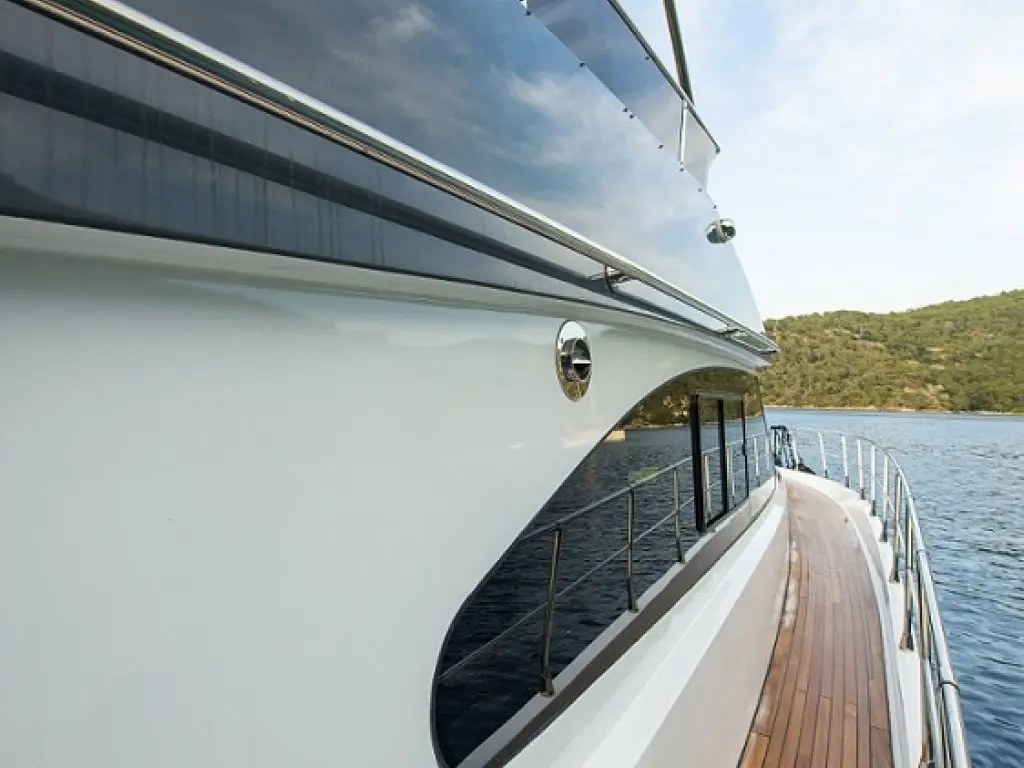 Golden Blue Motoryacht