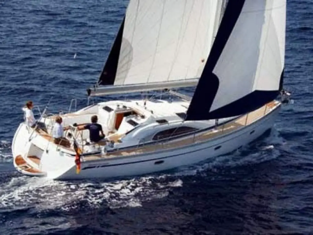 Bavaria 44