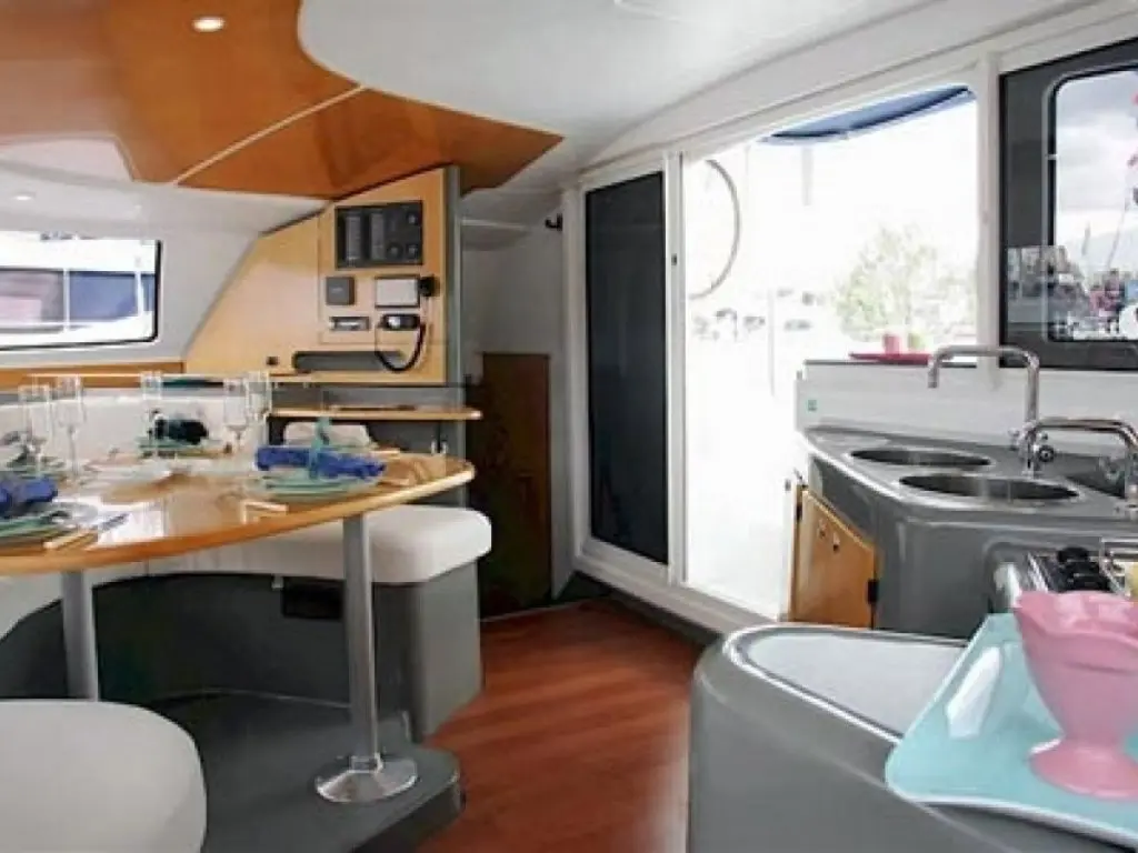 Catamaran Lavezzi 40